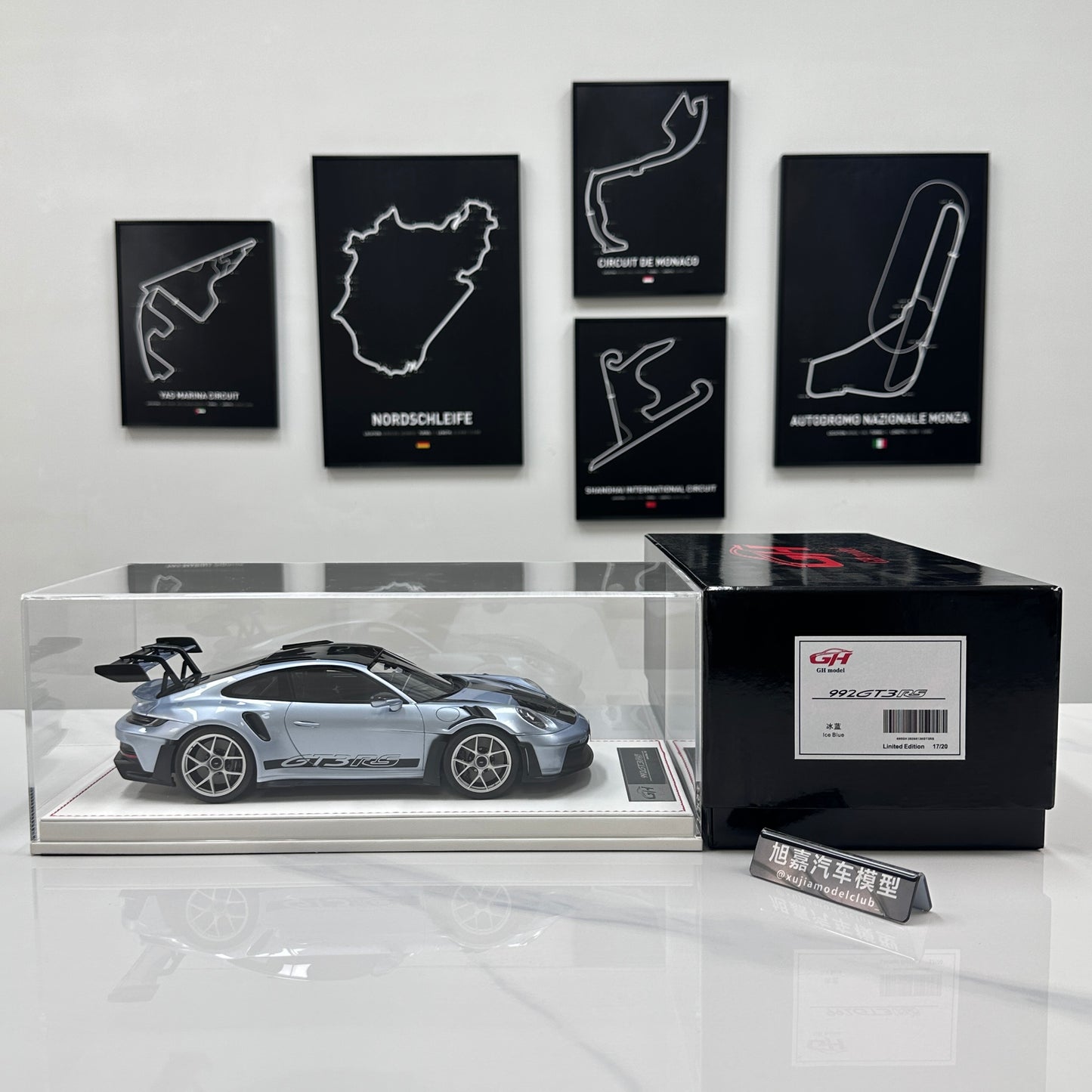 GH MODEL 1/18 Porsche 992 GT3RS Ice Blue Limited Edition Model Car