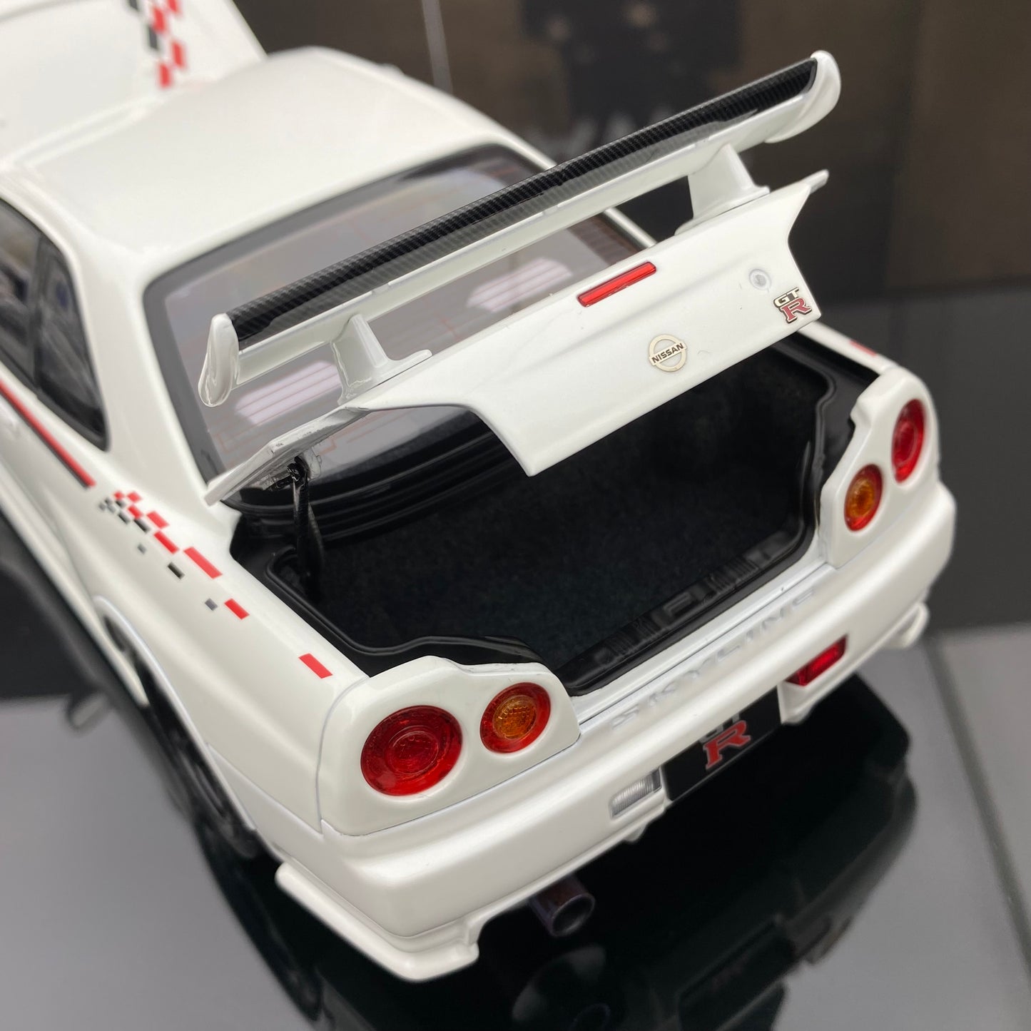 MOTORHELIX 1/18 NISMO SKYLINE GT-R (R34) NISMO CUSTOMIZED alloy full-open simulation car model