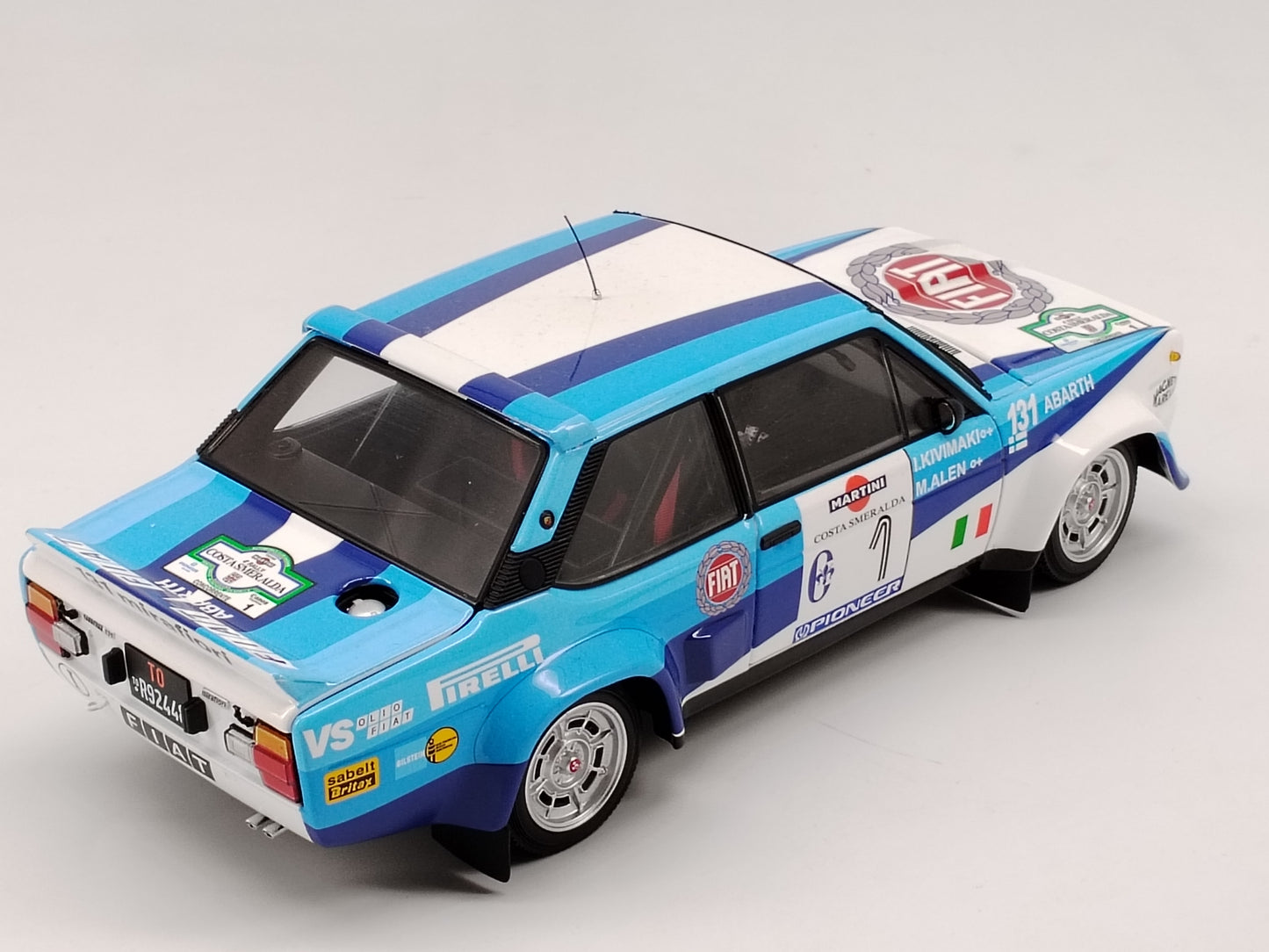 Kyosho 1/18 Fiat 131 ABARTH RALLY simulation modelcars ornaments