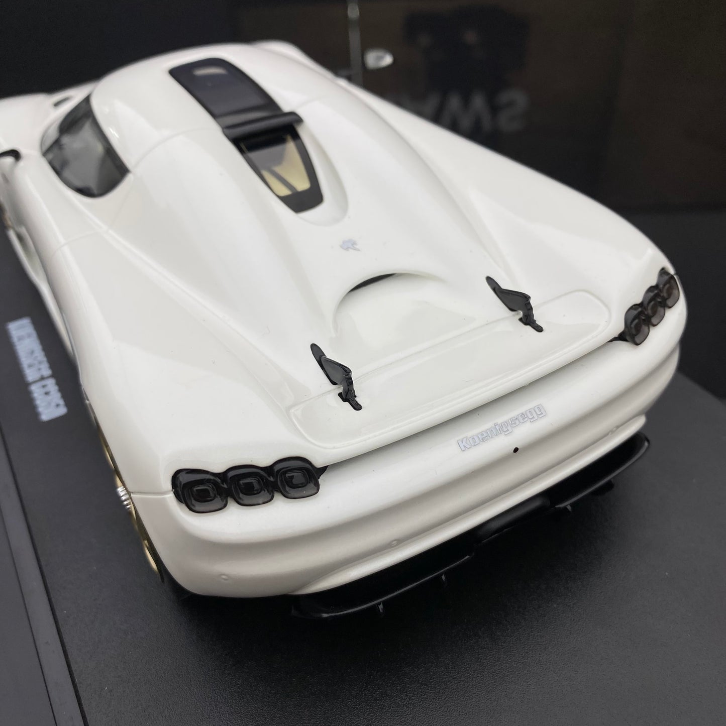 GT spirit 1/18 Koenigsegg CC850 simulation car model ornaments GT903