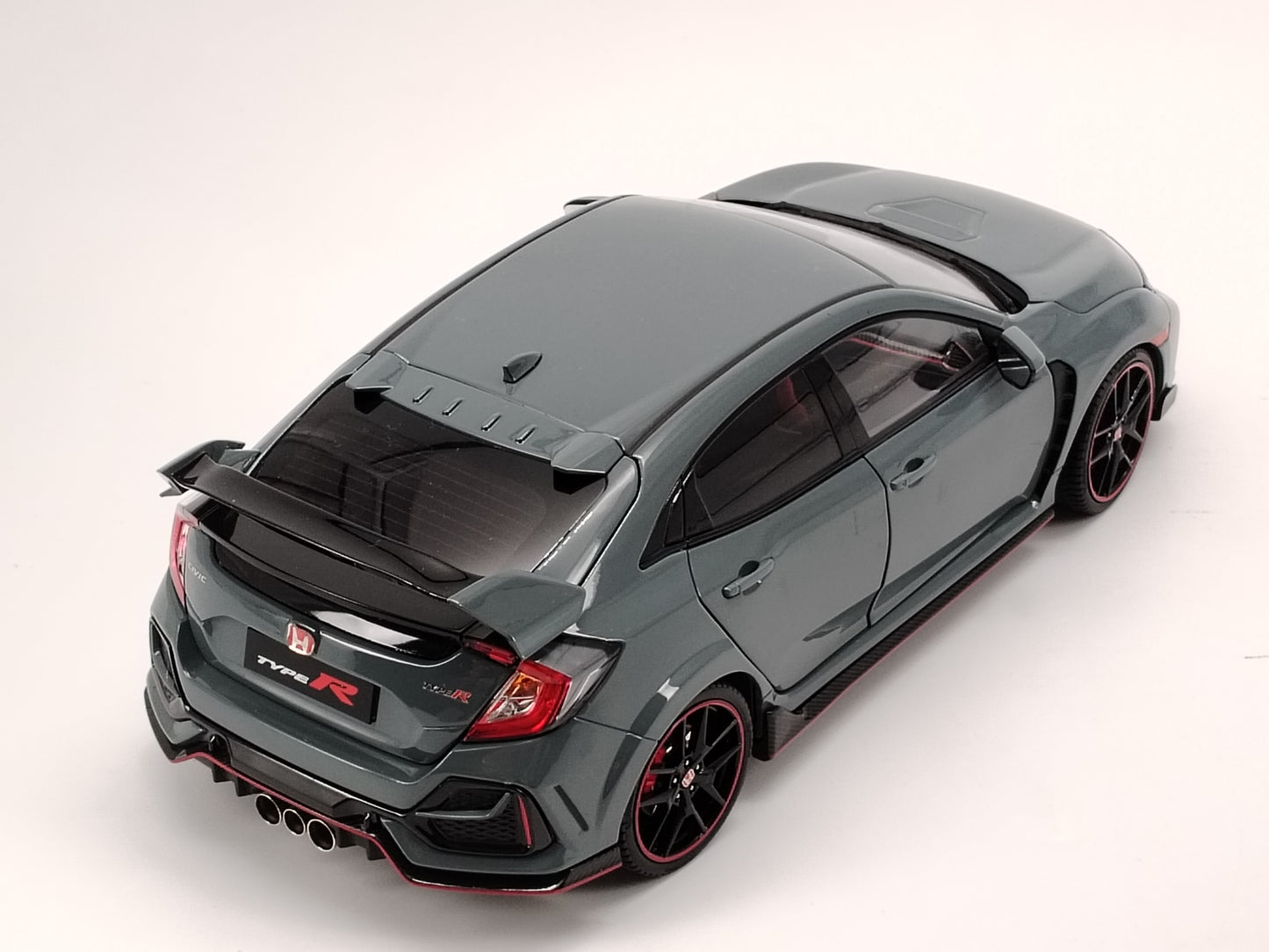 LCD 1/18 Honda Civic TYPE R FK8 Gray Diecast Car Model