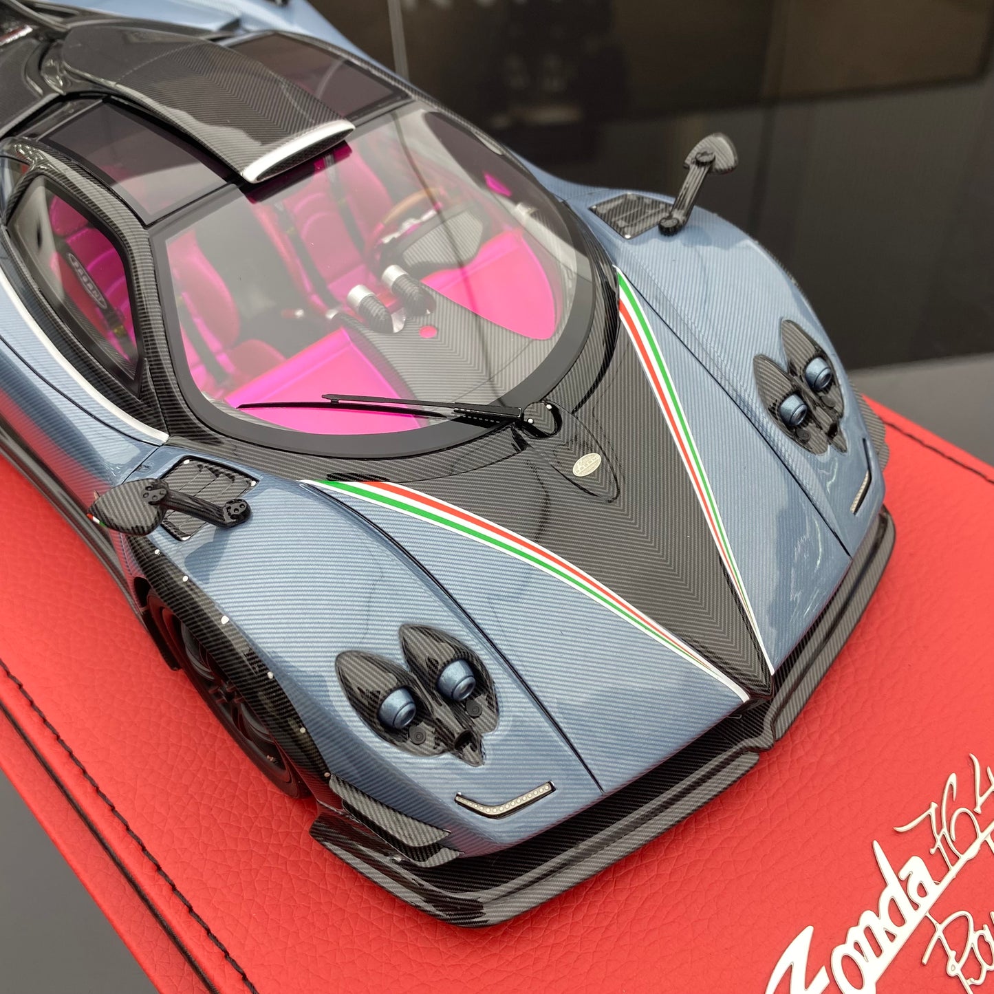 PEAKO 1/18 Pagani Zonda Absolute resin limited edition car model collection ornaments