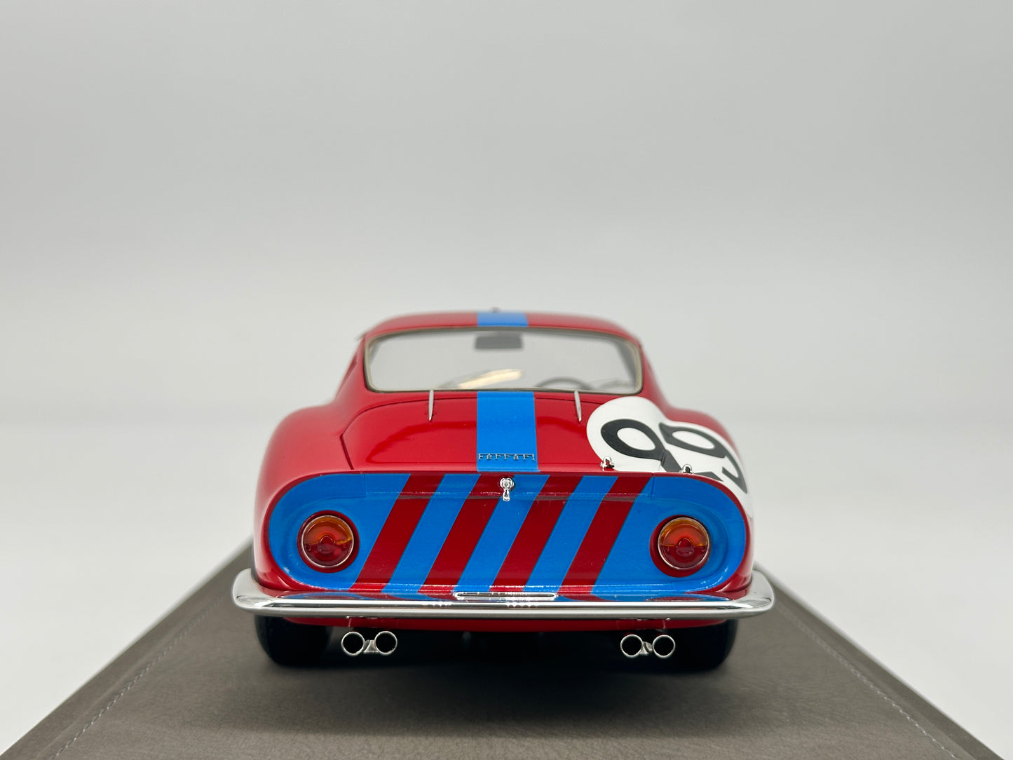 BBR 1/18 Ferrari 275GTB 24H LeMans 1966 Red Blue Stripe Resin Model Car