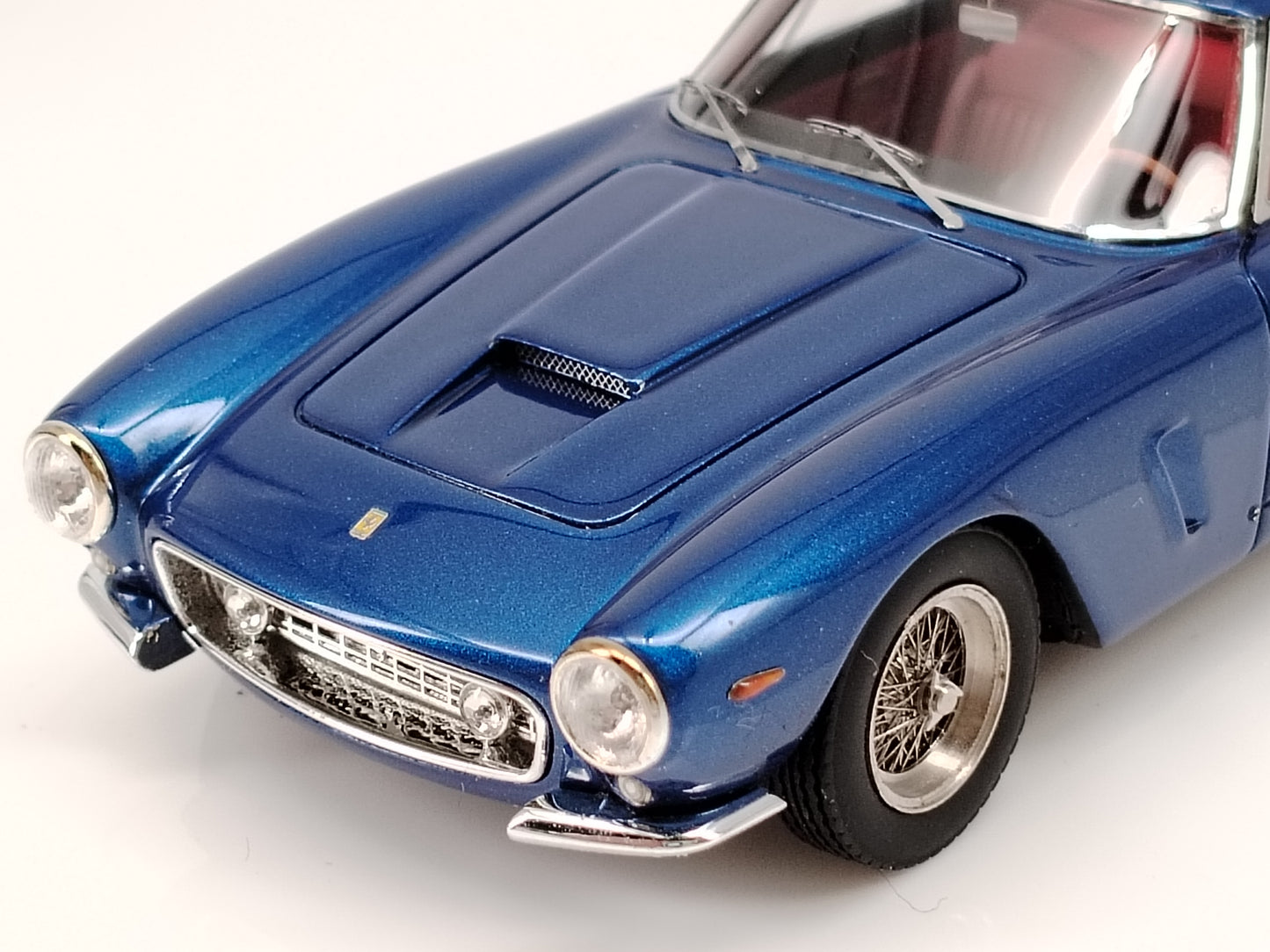 DMH 1/43 Ferrari 250SWB 1969 Simulation Car Model Ornaments