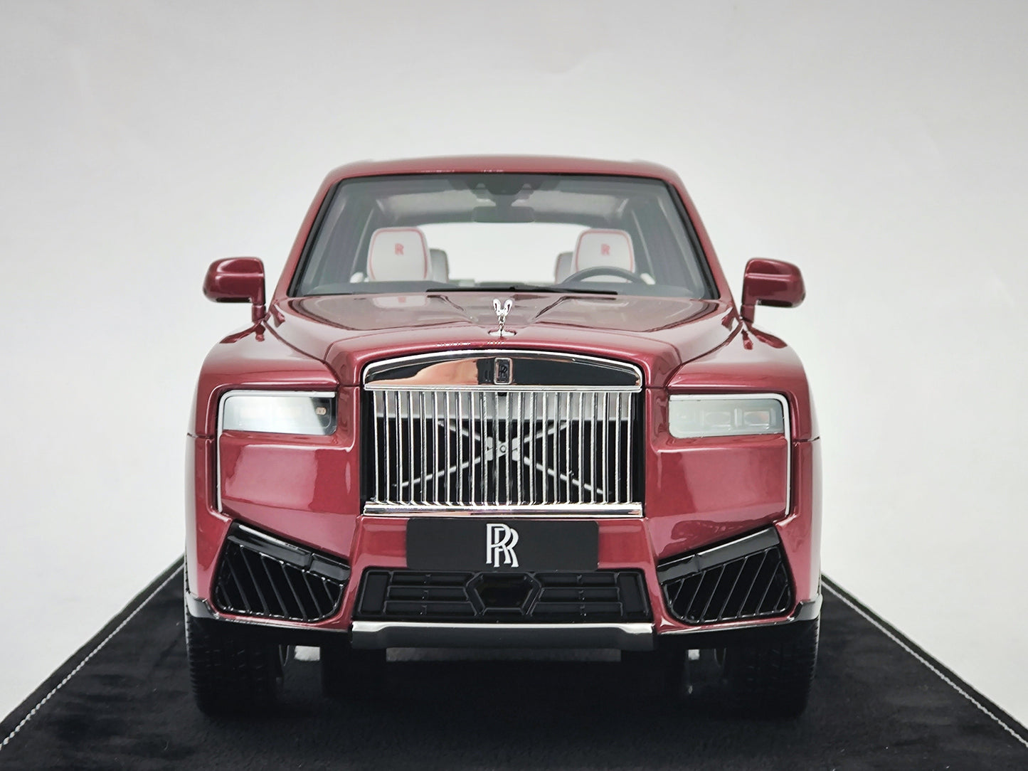 HH 1/18 Rolls-Royce Cullinan Red Simulated Car Model
