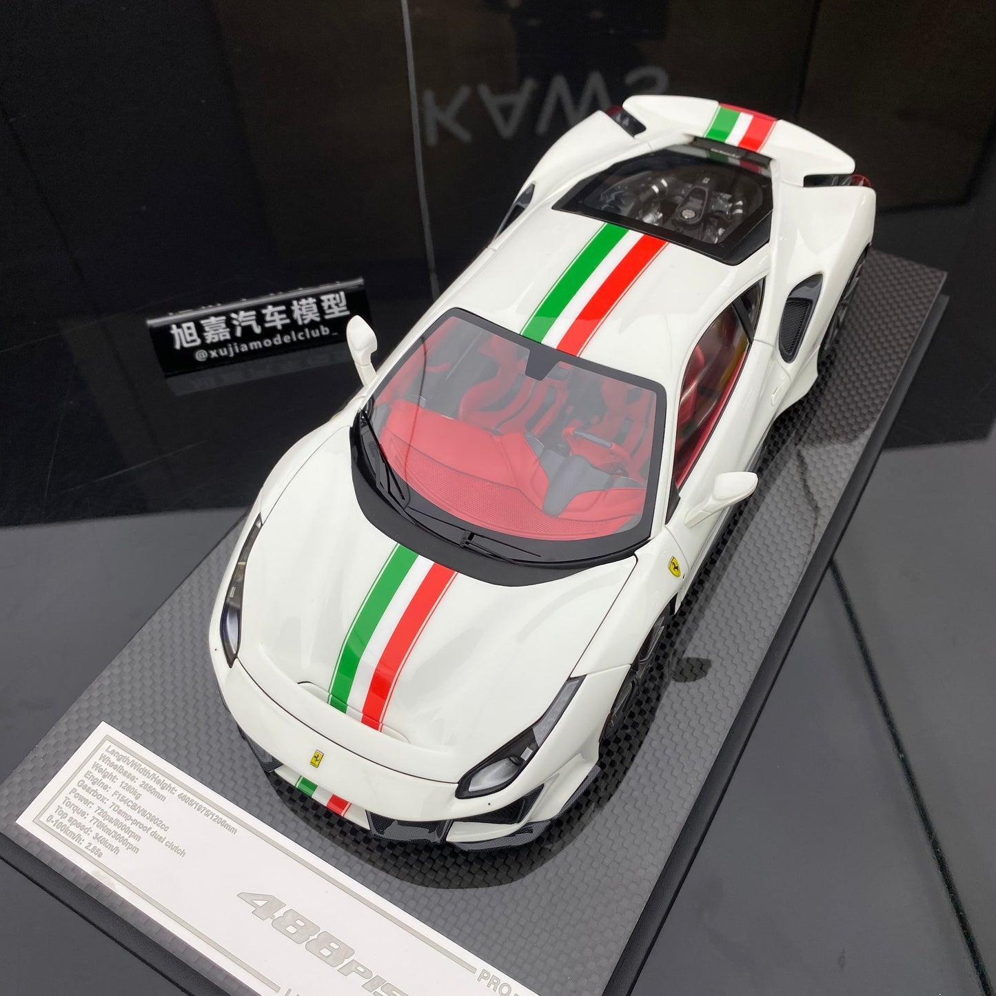 DM 1/18 Ferrari 488 pista resin fully opened fluorescent limited edition car model ornaments