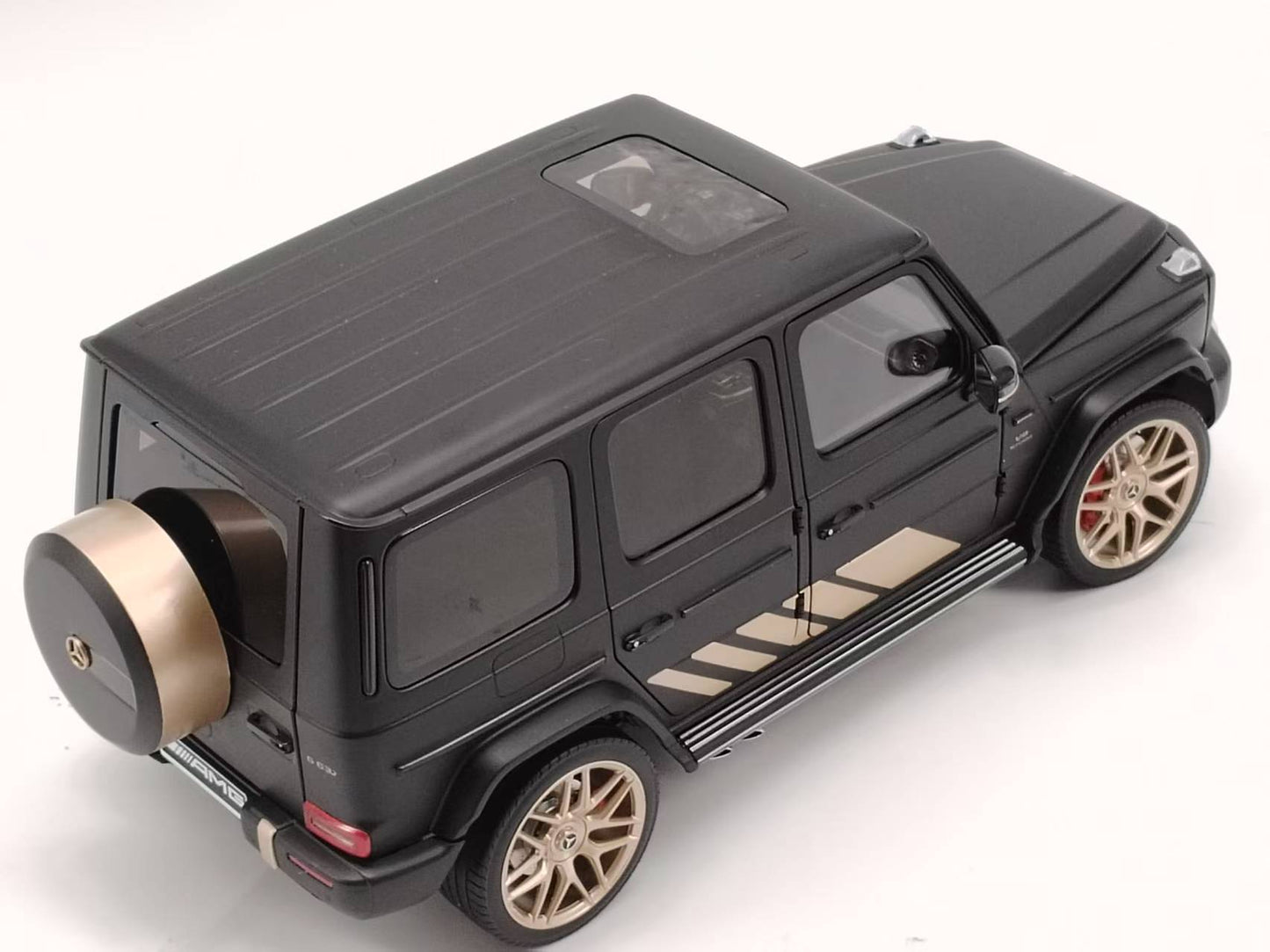 Almost Real 1/18 Mercedes-Benz AMG G63 Grand Edition Jiachen Collection Version, Black, Alloy Car Model 820805