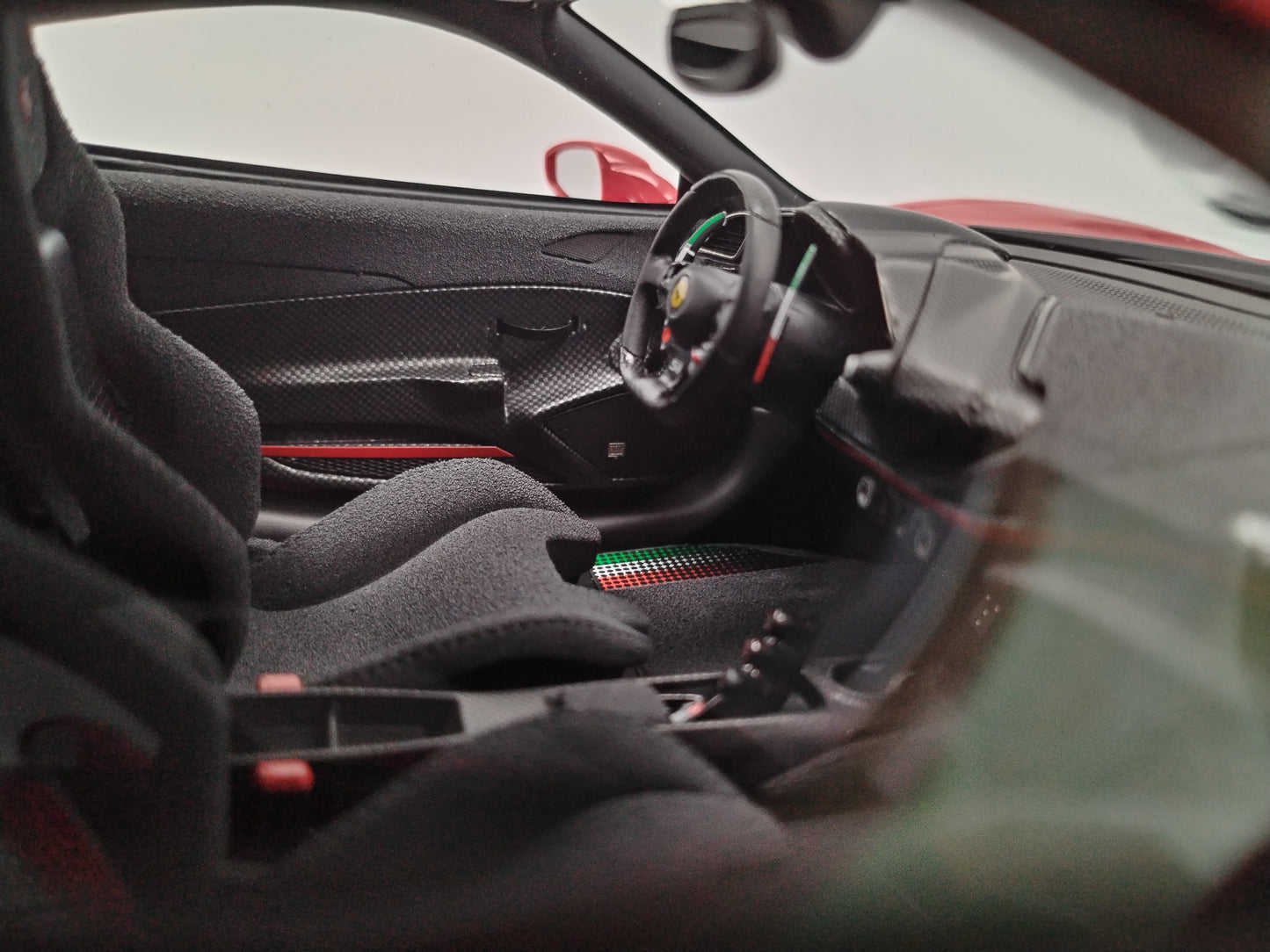 BBR 1/18 Ferrari 488 Pista Piloti 51# Standard Red Simulation Car Model