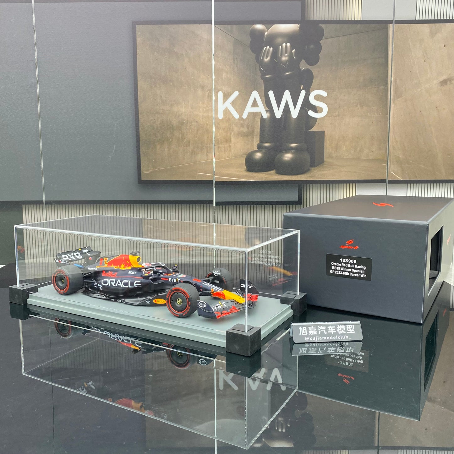 SPARK 1/18 Oracle F1 Team RB19 2023 Spanish Grand Prix Victory No. 1 Verstappen 40 career wins Red Bull Limited Edition car model