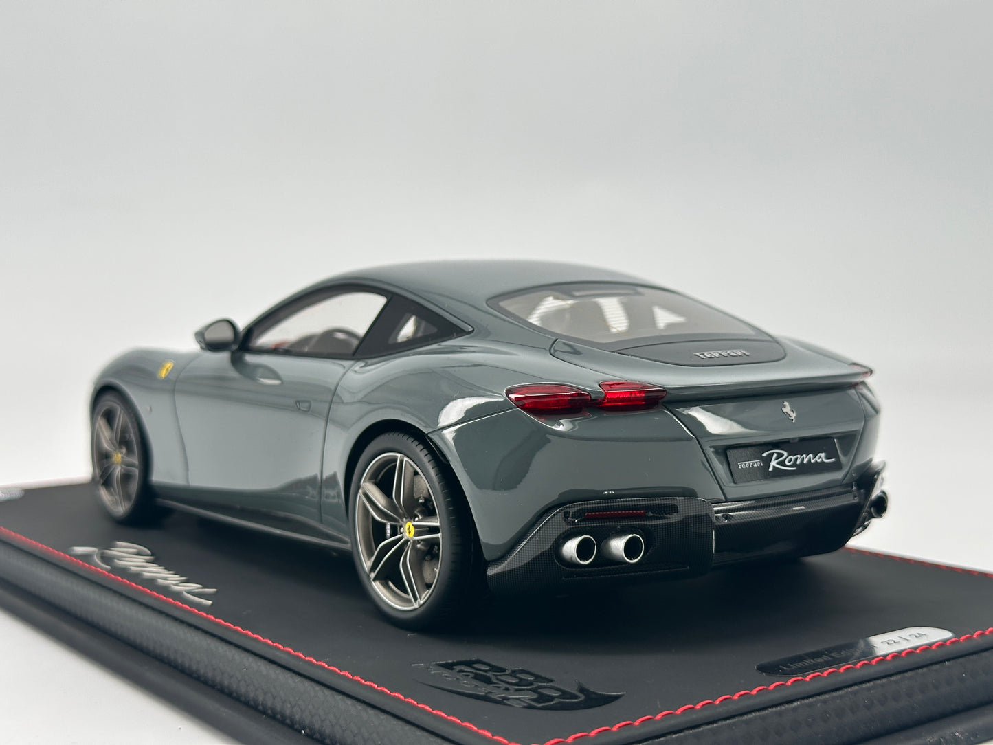 BBR 1/18 Ferrari Roma Grey Resin Car Model Ornaments