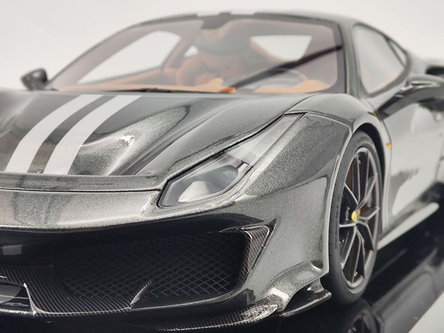 Amalgam 1/18 Ferrari 488 Pista Silver Lime Resin Model Car