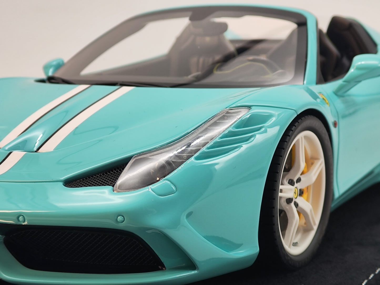 HH 1/18 Ferrari 458SP Tiffany Green Simulation Car Model