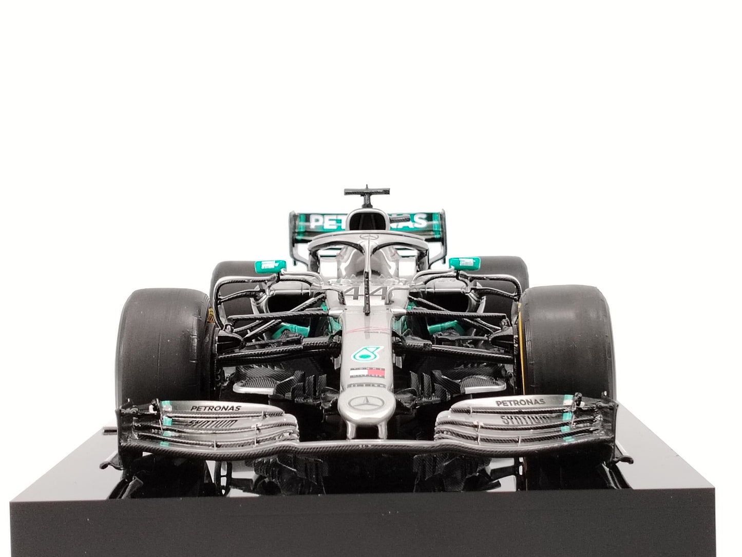 Amalgam 1/18 Mercedes-AMG F1 W10 EQ POWER+2019 Hamilton Black and Gray Limited Edition Car Model M6042-324