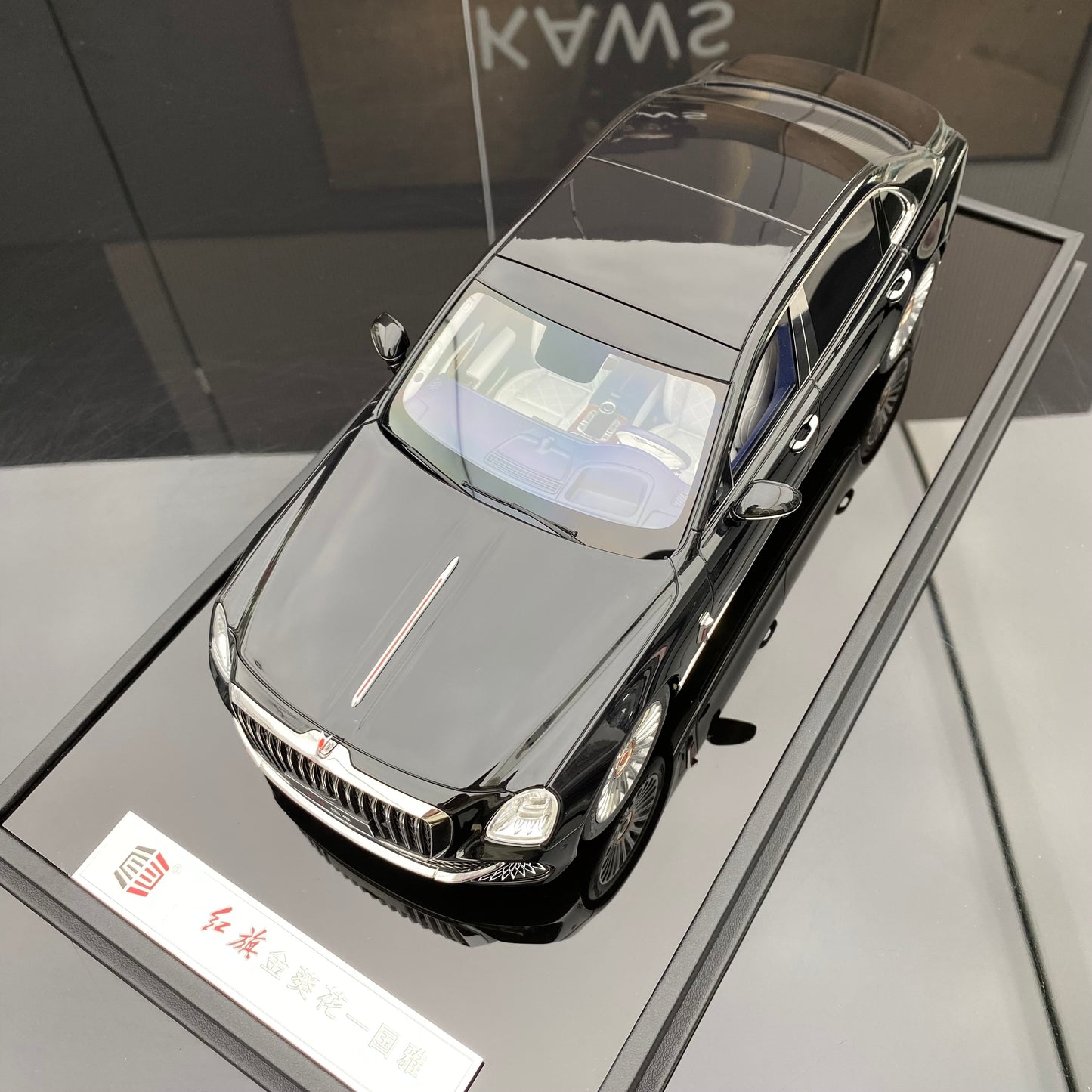 MOTORHELIX 1/18 Hongqi Guoya model limited edition simulation resin car model collection