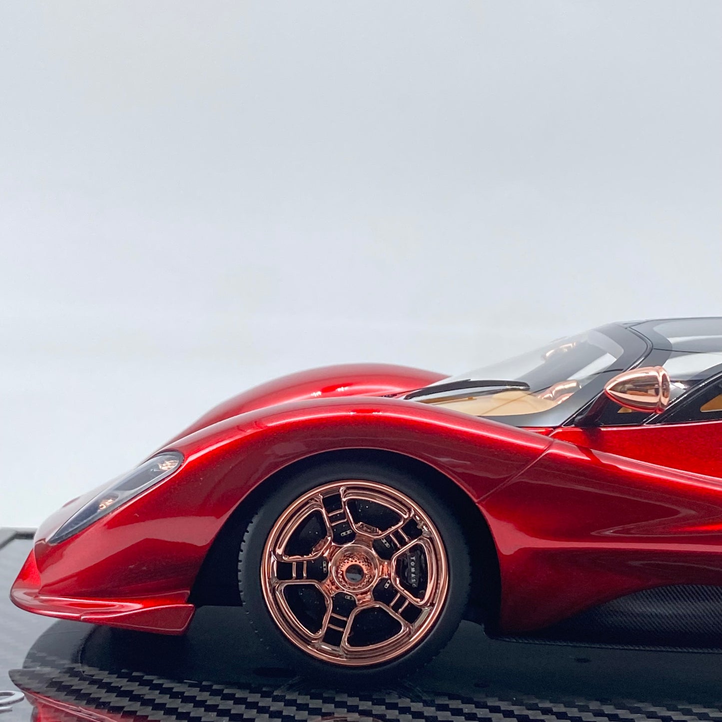 PEAKO 1/18 DE Tomaso P72 Metallic Red Limited Edition Car Model