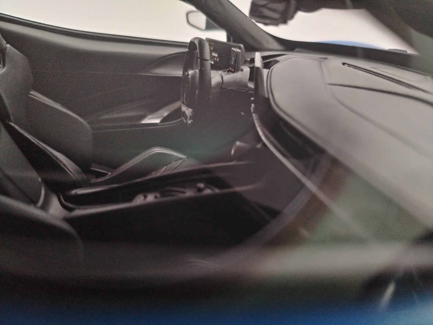 Topspeed 1/18 Automobili Pininfarina Battista Blue Realistic Model Car