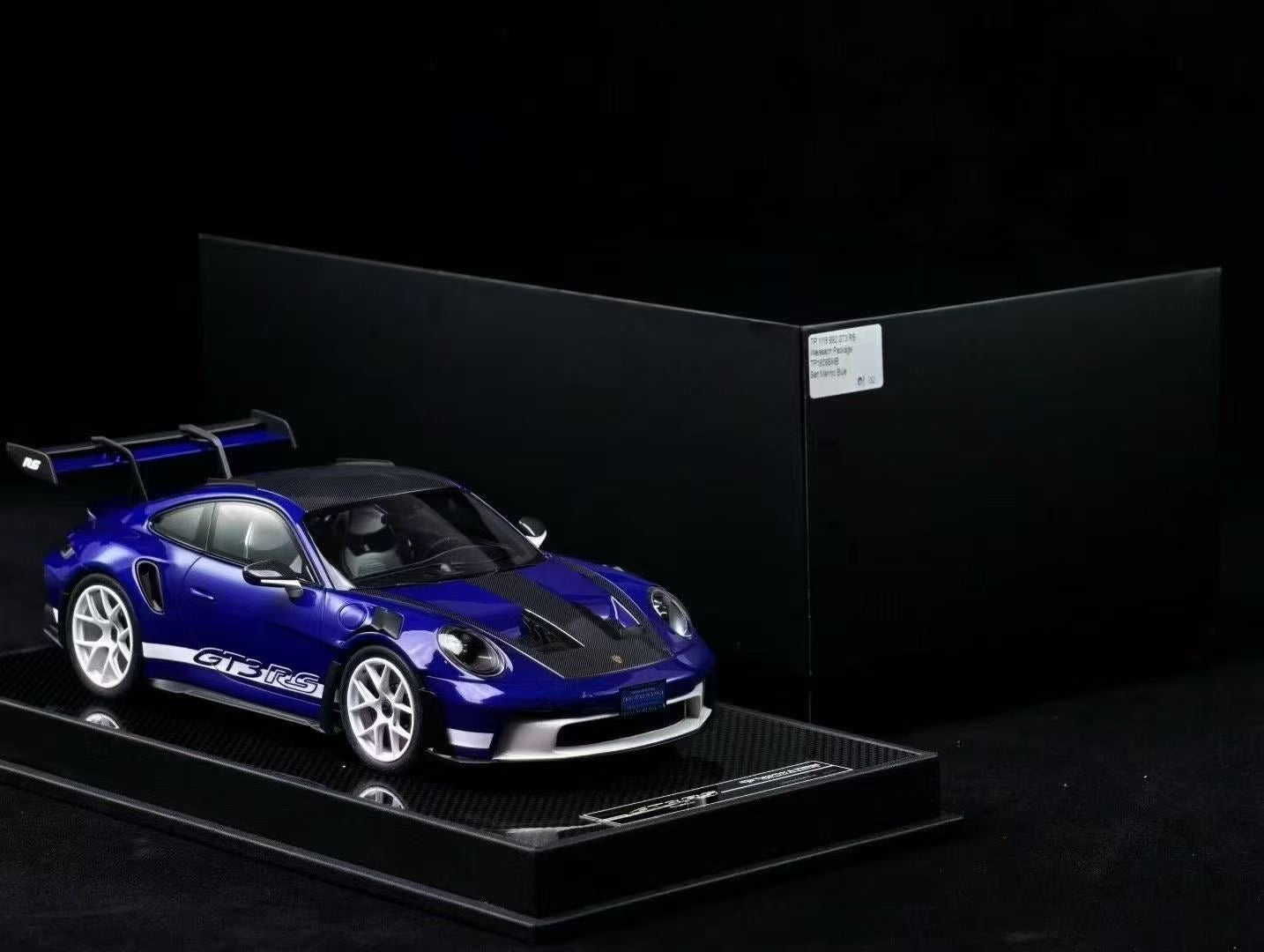 TP 1/18 Porsche 992 GT3 RS (Weissach Package) Enhanced Edition