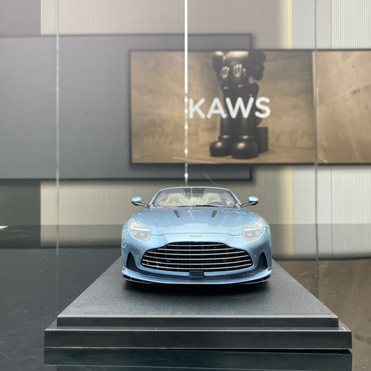 GT spirit 1/18 Aston Martin DB12 convertible simulation car model GT479