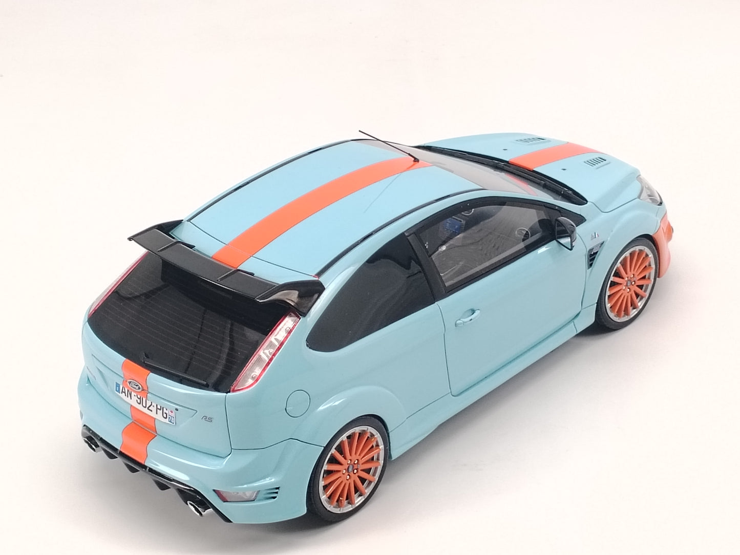 OTTO 1/18 Ford FOCUS MK2 RS LE MANS Orange Stripe Simulation Car Model Ornaments