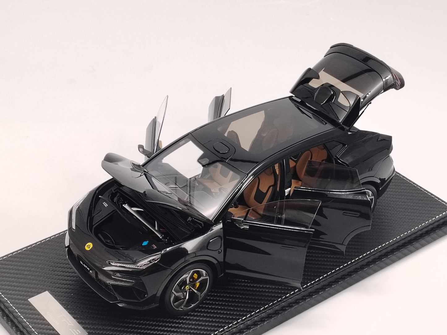 ZP 1/18 Lotus Eletre Black Alloy Model Car Ornament