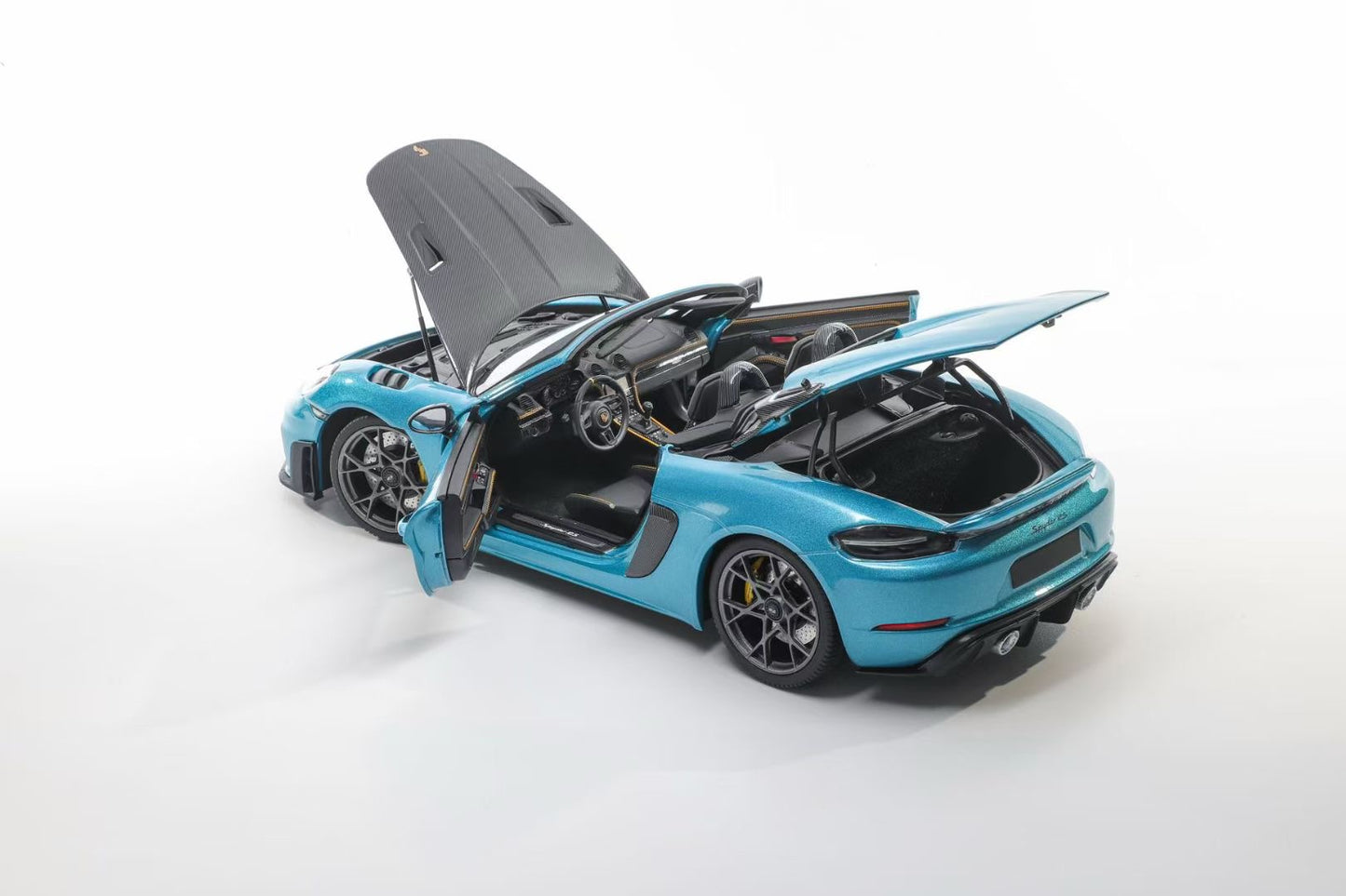 MINICHAMPS 1/18 Porsche 718 Spyder Rs 2024