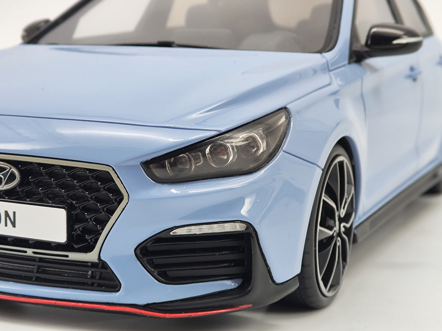 OTTO 1/18 Hyundai i30 N Blue Resin Model Car
