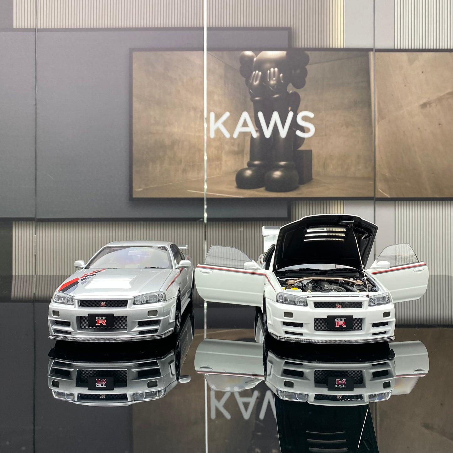 MOTORHELIX 1/18 NISMO SKYLINE GT-R (R34) NISMO CUSTOMIZED alloy full-open simulation car model