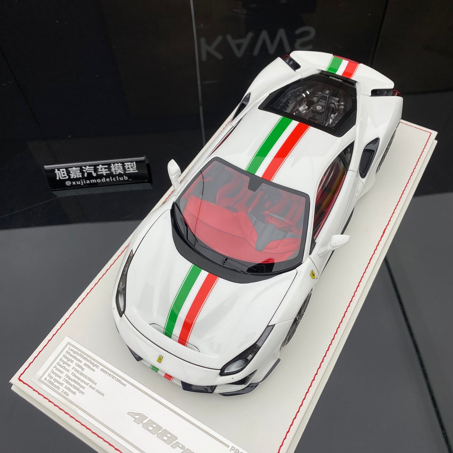 DM 1/18 Ferrari 488 pista resin fully opened fluorescent limited edition car model ornaments