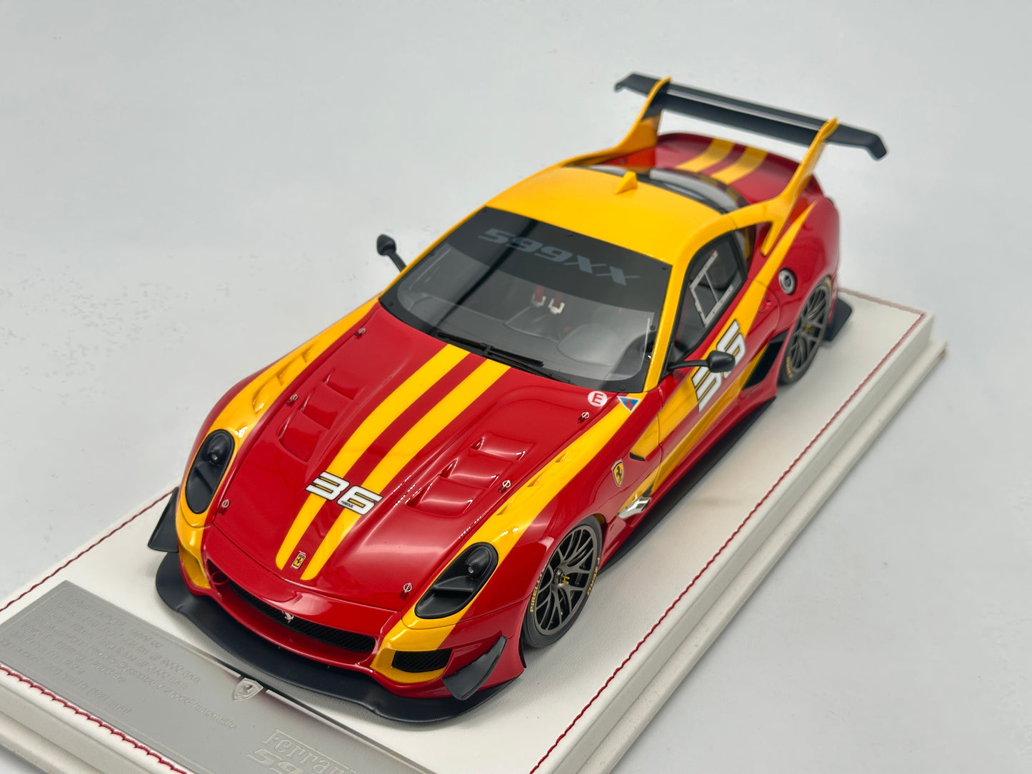 DG 1/18 Ferrari 599 XX Evo #36 Red Resin Car Model Ornaments