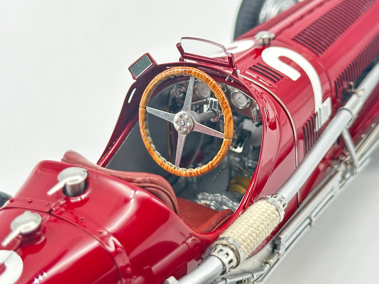 CMC 1/18 Alfa Romeo P3 Caracciola #2 Red Alloy Car Model M220