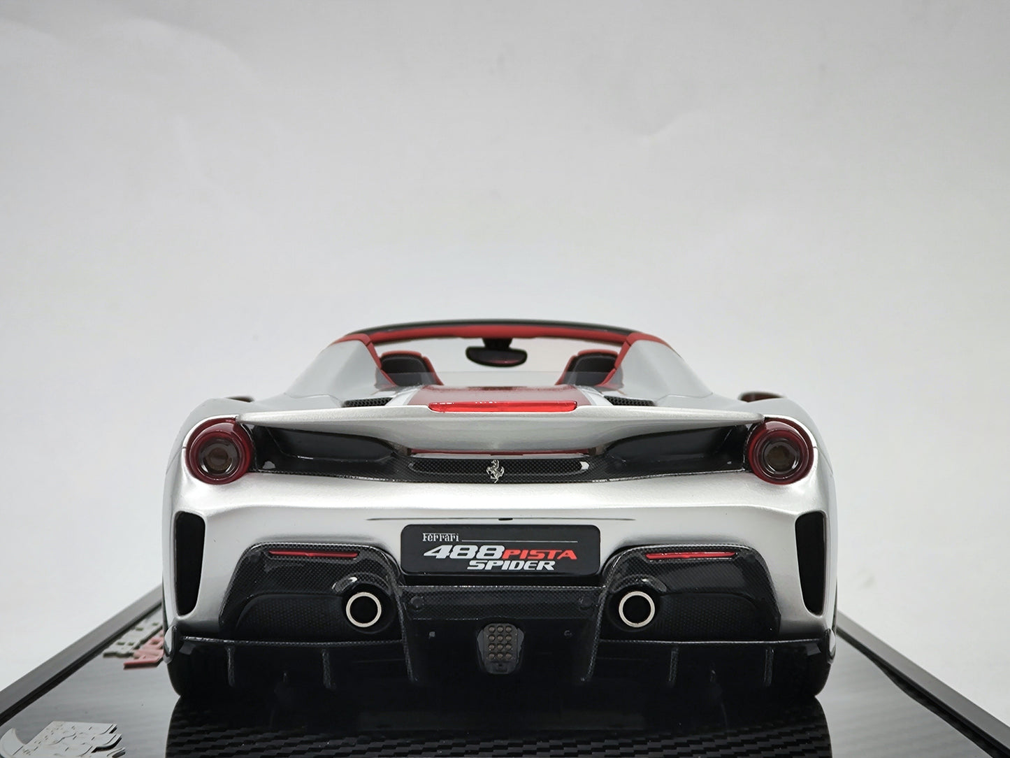 BBR 1/18 Ferrari 488 Pista Spider Silver Resin Car Model