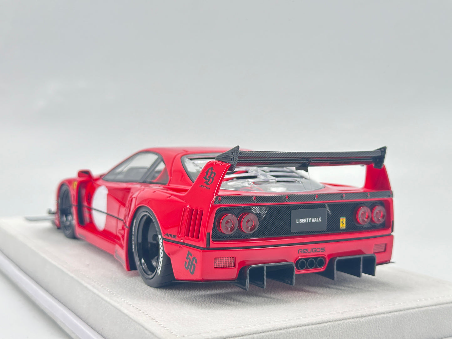 BBA MODEL 1/18 Ferrari F40 Standard Red Resin Car Model BBA015