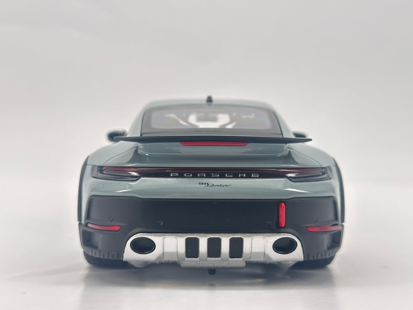 MINICHAMPS 1/18 Porsche 911 DAKAR Metallic Green Alloy Car Model