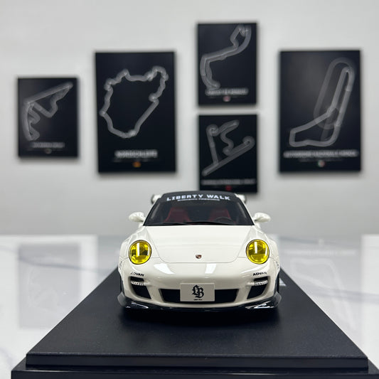 GT Spirit 1/18 Porsche LB-WORKS 997 TURBO White GT958