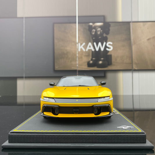 BBR 1/18 Ferrari 12 Cilindri sports car supercar simulation car model ornaments