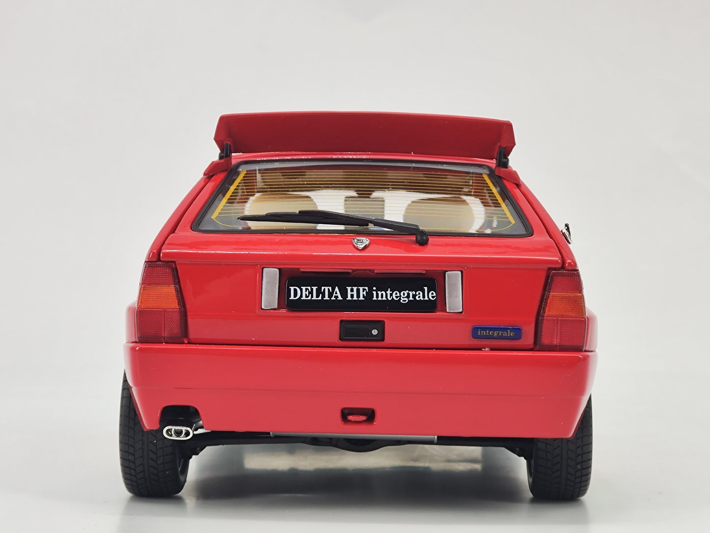 Kyosho 1/18 Lancia delta red alloy simulation model car