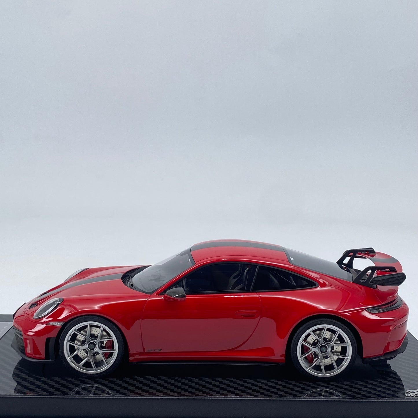 VIP 1/18 Porsche 992.2 GT3 limited edition car model ornaments