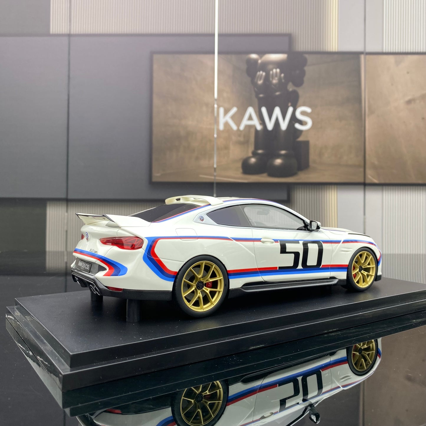 Topspeed 1:18 BMW M4 3.0 CSL simulation car model
