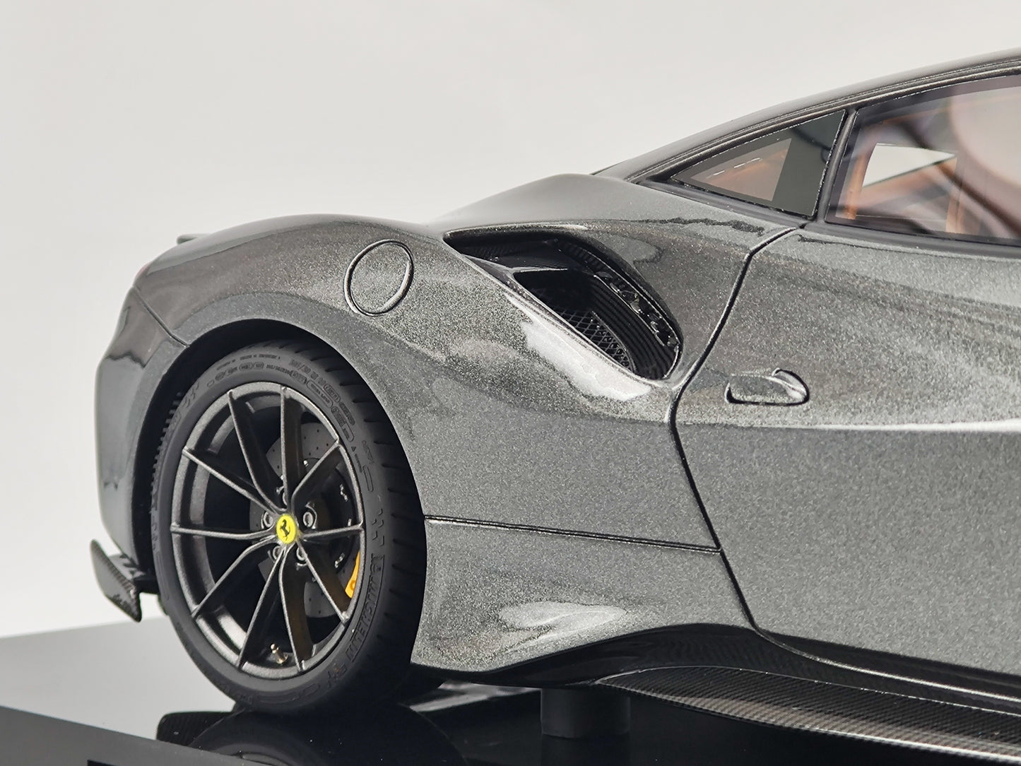 Amalgam 1/18 Ferrari 488 Pista Silver Lime Resin Model Car