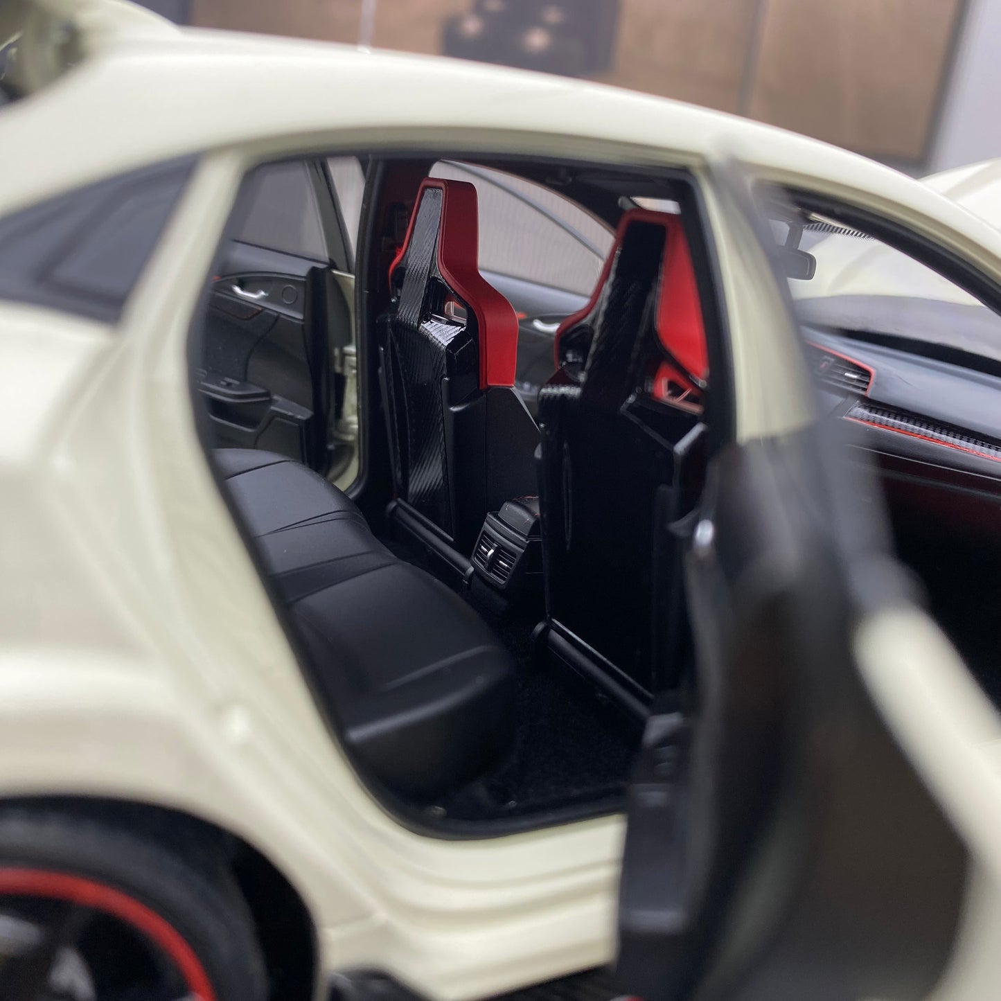 Adornos de modelo de coche de simulación de aleación completamente abierto HONDA CIVIC TYPE R a escala 1/18