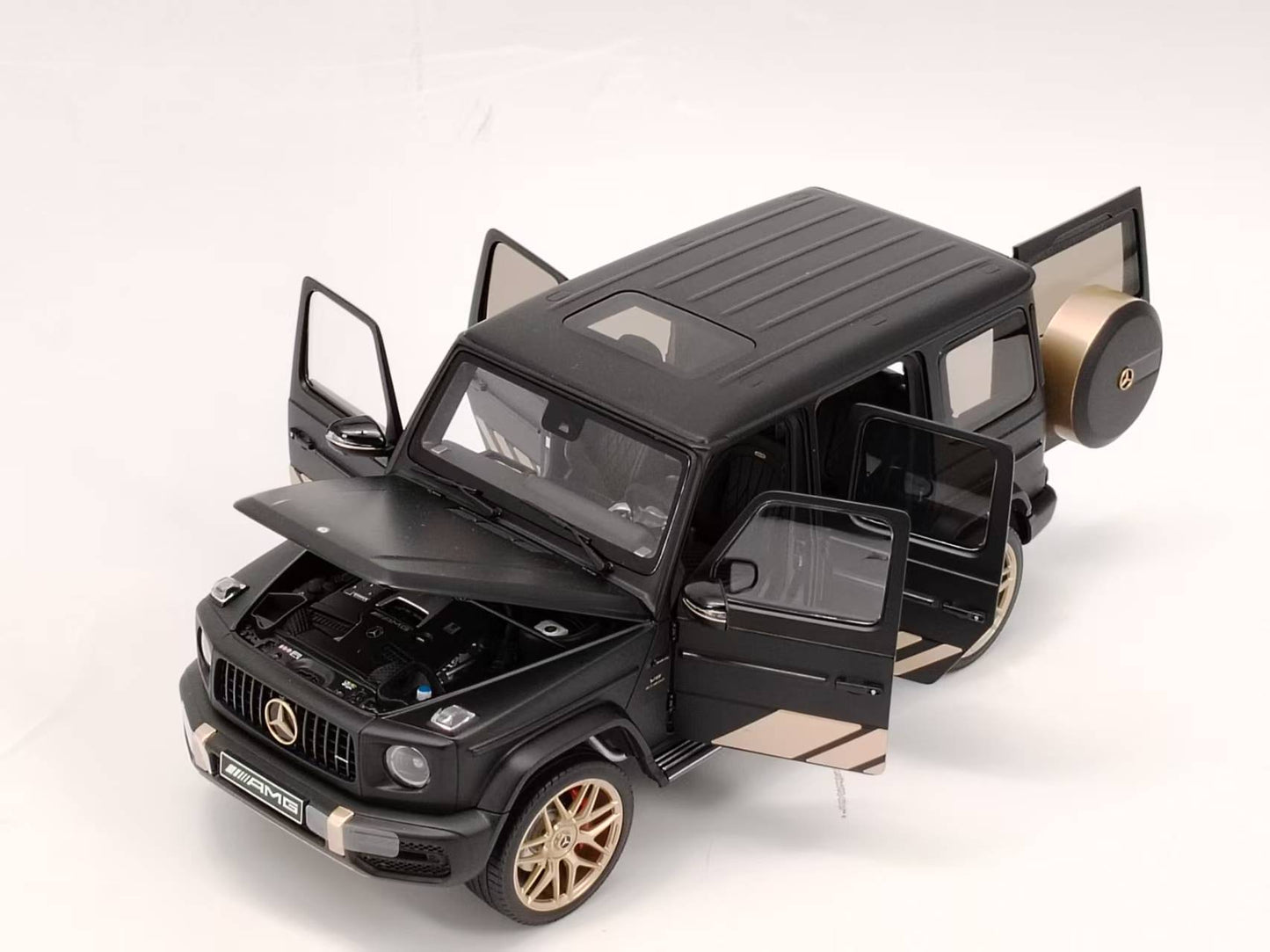 Almost Real 1/18 Mercedes-Benz AMG G63 Grand Edition Jiachen Collection Version, Black, Alloy Car Model 820805
