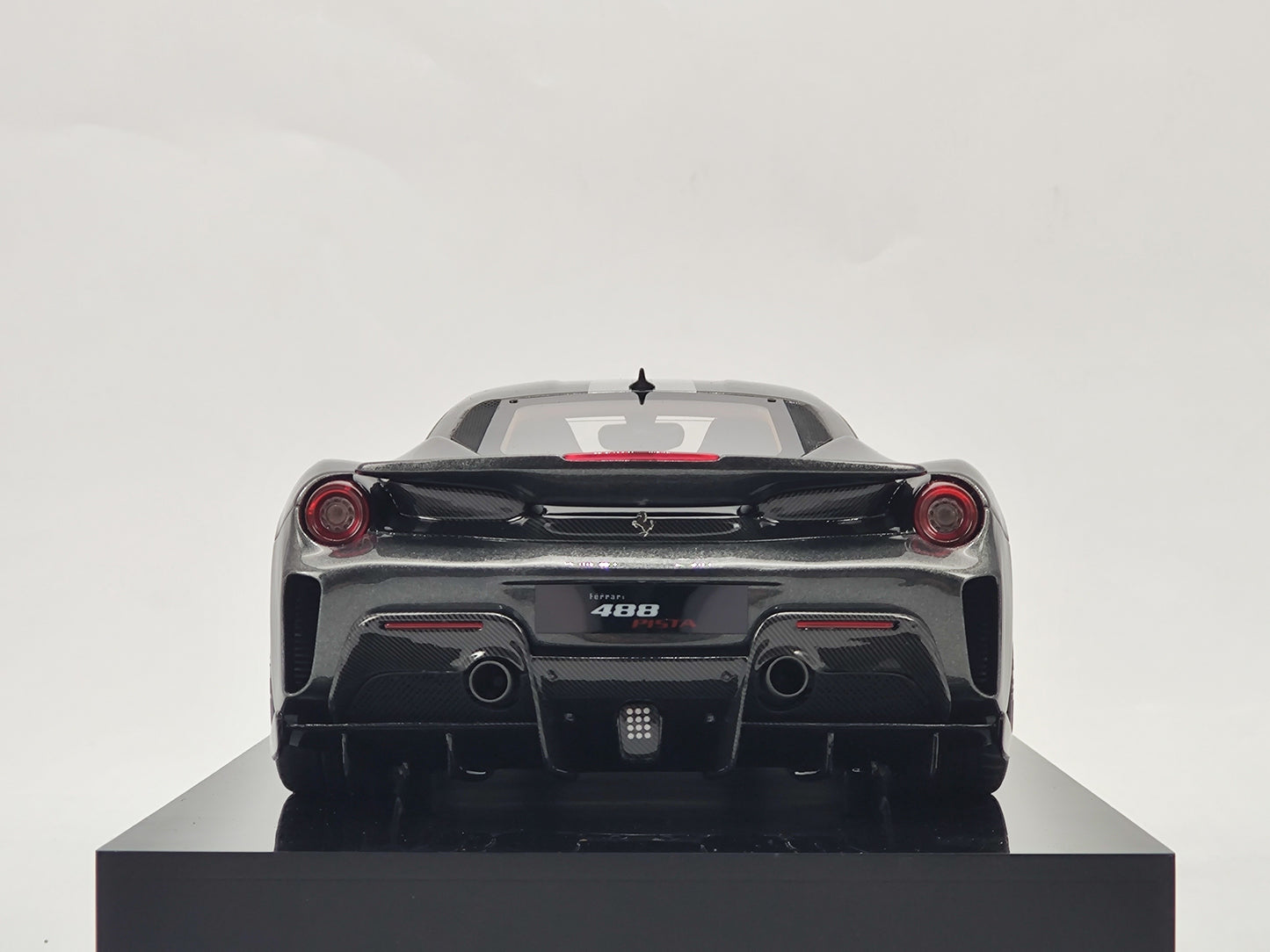 Amalgam 1/18 Ferrari 488 Pista Silver Lime Resin Model Car