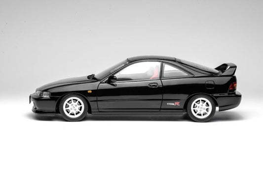 MOTORHELIX 1/18 alloy car model Honda Integra Type R (DC2) Pre-Facelift early version