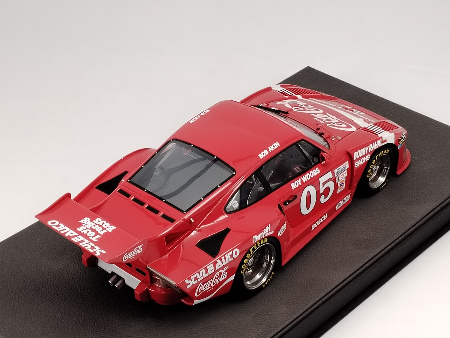 Top Marques 1/12 Porsche 935 K3 Apple Simulation Model Car