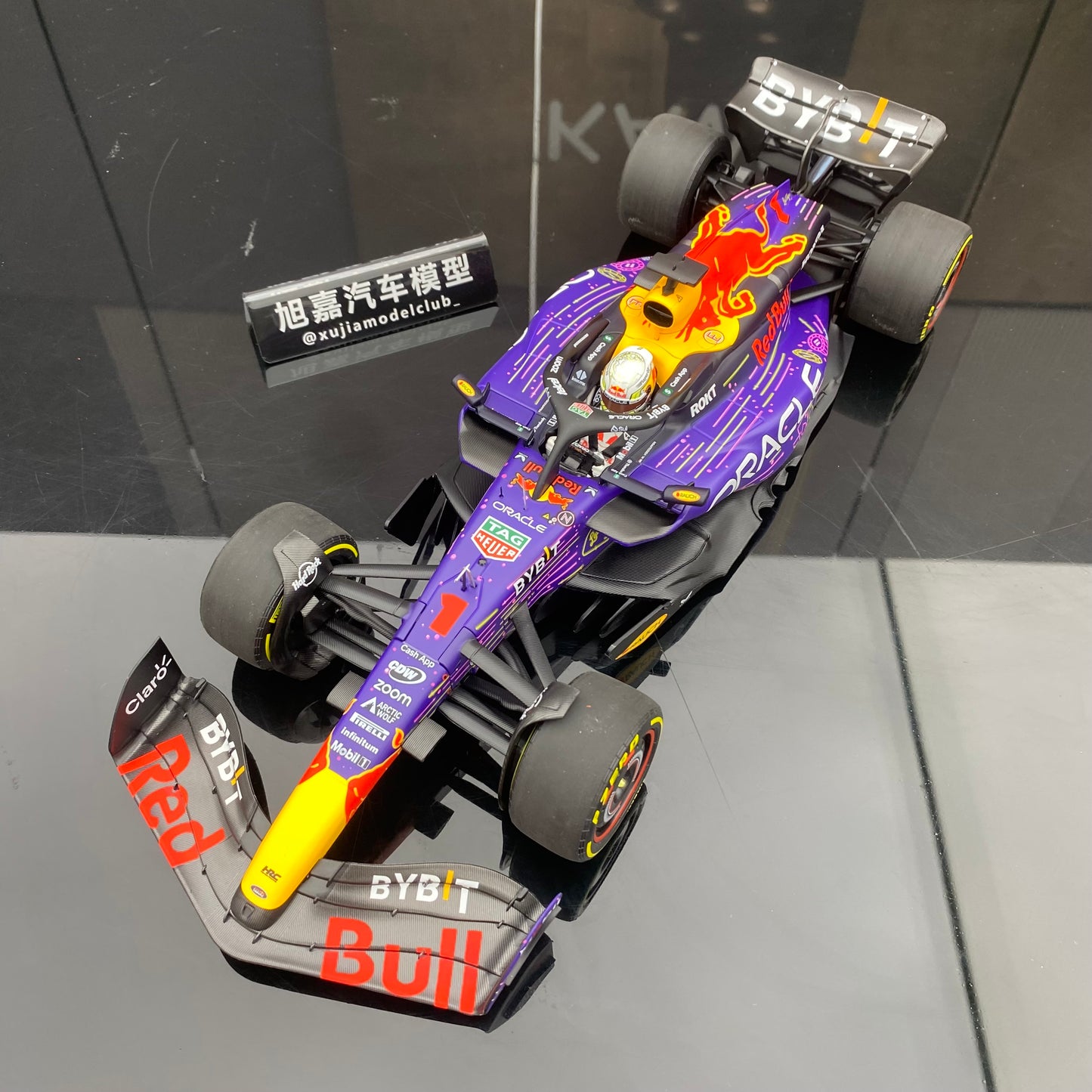 MINICHAMPS 1/18 ORACLE RED CULL RACING RB19 MAX VERSTAPPEN GANADOR DEL GP DE LAS VEGAS 2023