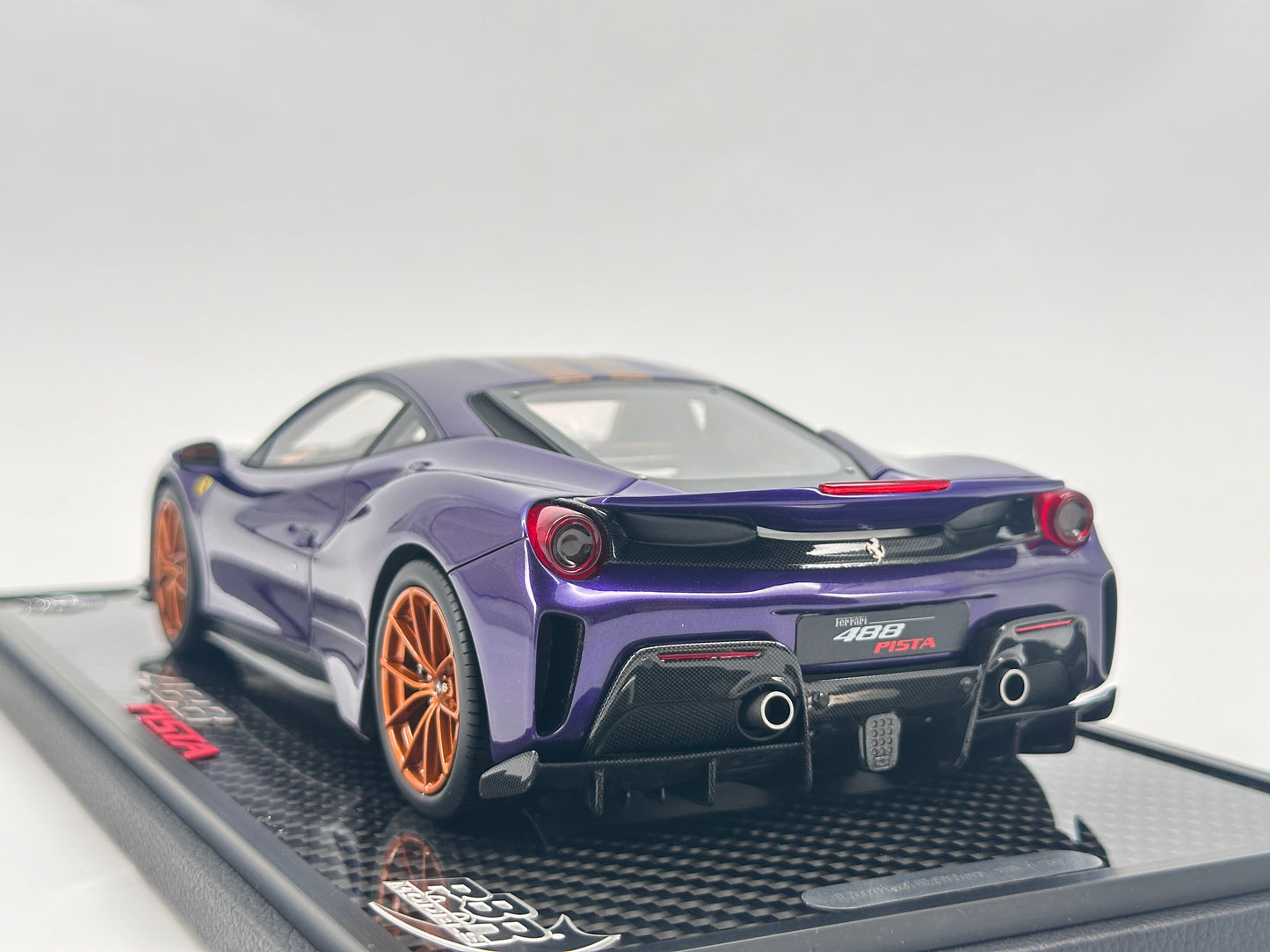 BBR 1/18 Ferrari 488 PISTA Arabian Purple Limited Edition Car Model