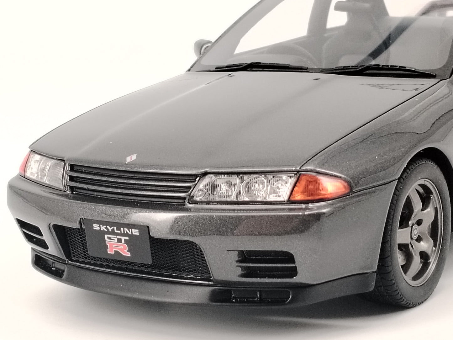 OTTO 1/18 Nissan Skyline GT-R BNR32 Grey Simulation Car Model Ornaments
