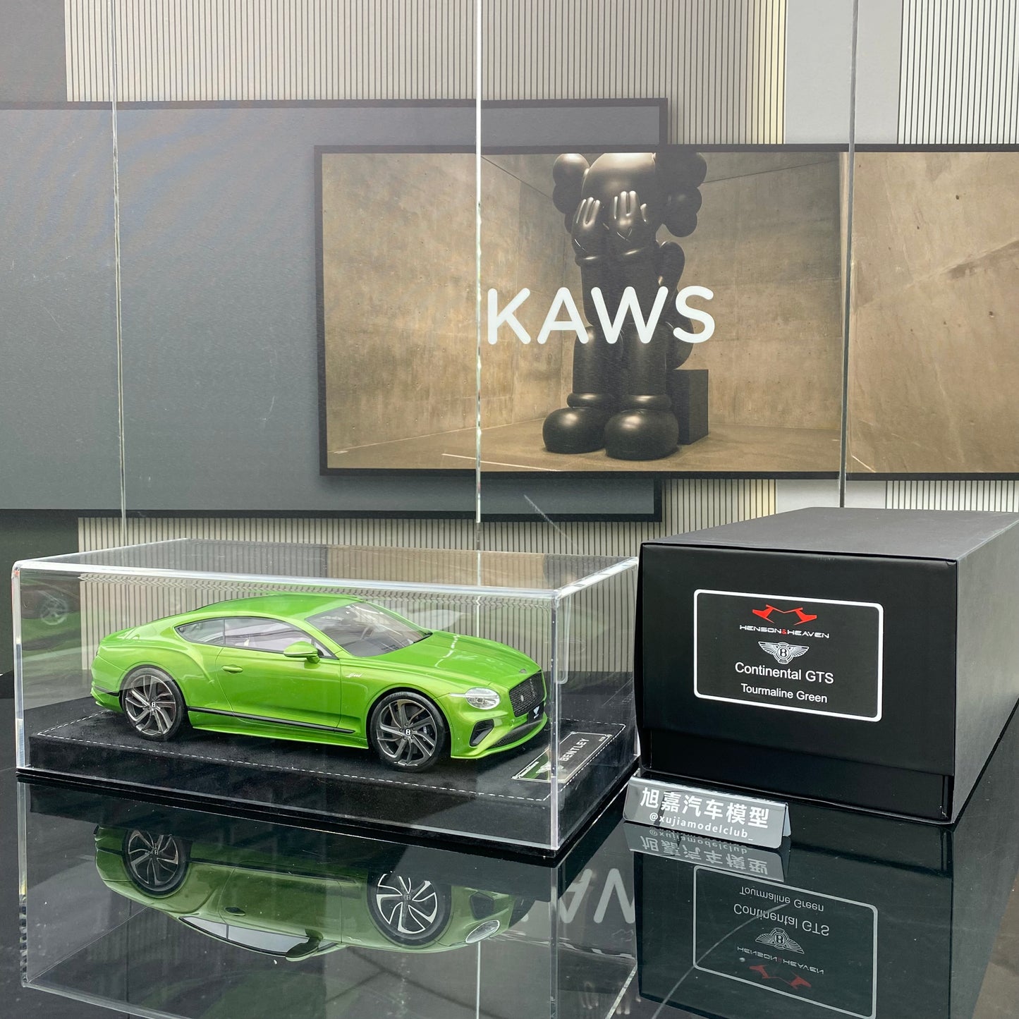 HH Model 1/18 Bentley Continental GTS Limited Edition Car Model
