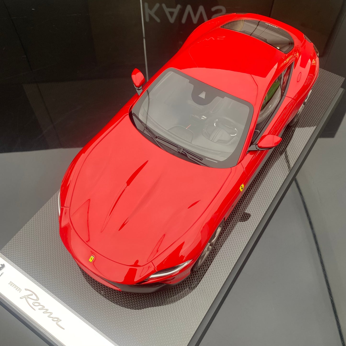 Amalgam 1/12 Ferrari Roma Standard Red Ferrari Roma Simulation Car Model Ornaments