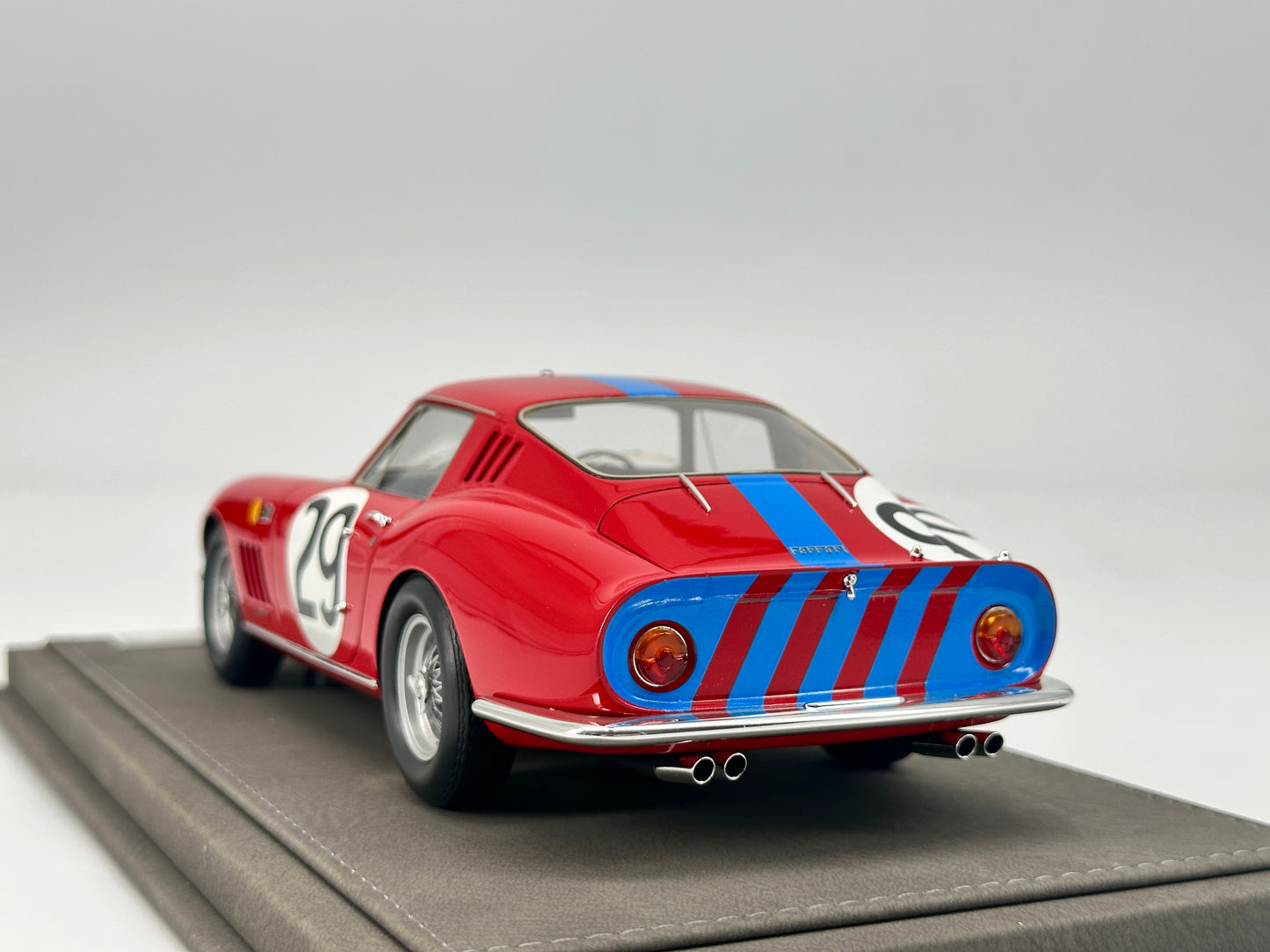 BBR 1/18 Ferrari 275GTB 24H LeMans 1966 Red Blue Stripe Resin Model Car